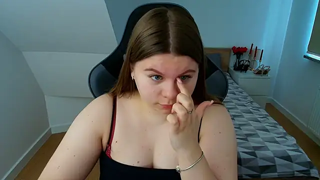 Snapshot of AbbyPleasure chatting on 03.31.26 AbbyPleasure online show from 03.31.26