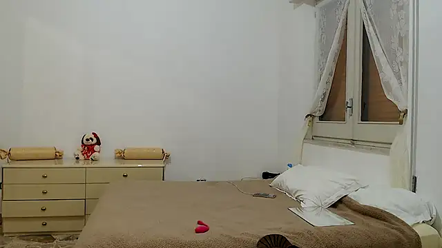 ZajiraShane online show from 11.21.25