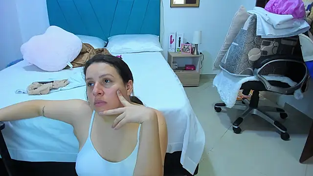 kamila lopez online show from 06.09.26