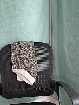 Snapshot of CharismaaBanx chatting on 02.16.25 CharismaaBanx online show from 02.16.25