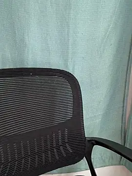 Snapshot of CharismaaBanx chatting on 02.19.25 CharismaaBanx online show from 02.19.25