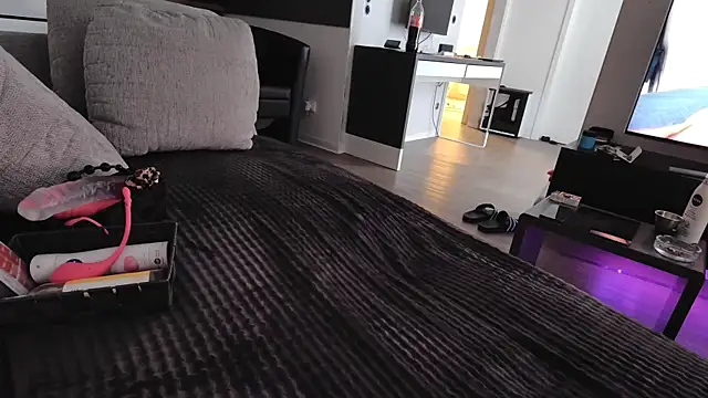 Hot ToyBoy6974 online show from 03.14.25