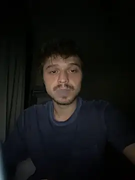 Snapshot of oguuxum chatting on 04.01.26 oguuxum online show from 04.01.26