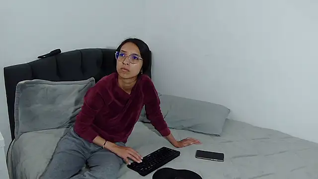 Katalleya jyj online show from 12.02.25