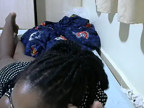 queen-sasha online show from 03.18.25