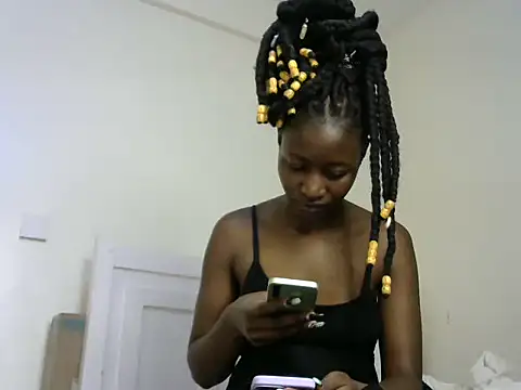 Snapshot of thicky_anncy chatting on 03.01.25 thicky anncy online show from 03.01.25