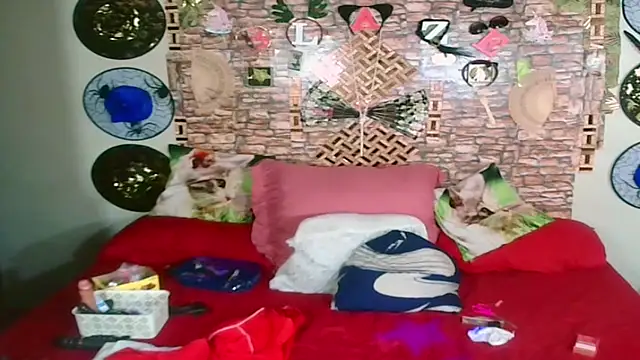 Snapshot of Indian_Blaze00 chatting on 09.10.25 Indian Blaze00 online show from 09.10.25