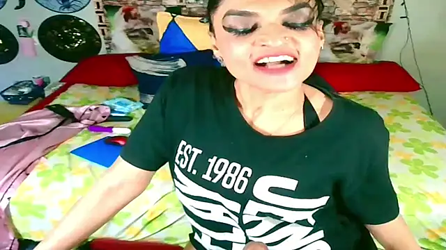 Snapshot of Indian_Blaze00 chatting on 09.21.25 Indian Blaze00 online show from 09.21.25