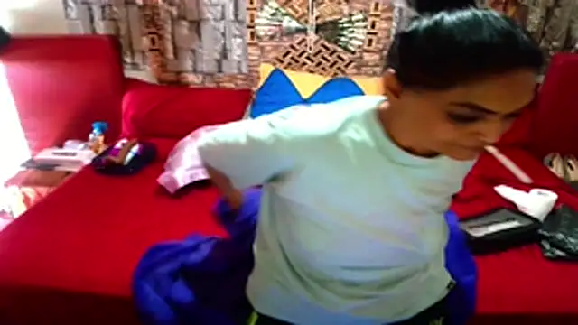 Snapshot of Indian_Blaze00 chatting on 11.18.25 Indian Blaze00 online show from 11.18.25