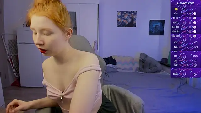 CallMeEffy1 online show from 07.11.26