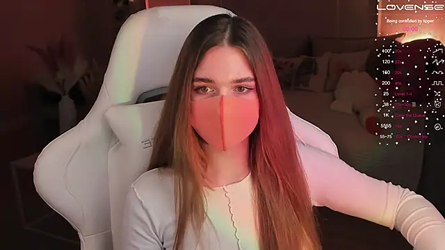 Frau Lina online show from 12.05.24