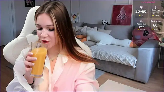 Frau Lina online show from 05.01.26