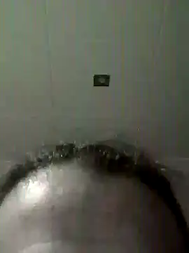 Snapshot of Lia_Y_PatrickX chatting on 02.10.26 Lia Y PatrickX online show from 02.10.26