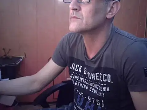 Snapshot of Lia_Y_PatrickX chatting on 03.03.26 Lia Y PatrickX online show from 03.03.26