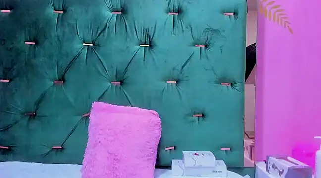 Hellen  4master online show from 12.18.24