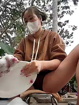 Snapshot of zizi_public chatting on 01.26.25 zizi public online show from 01.26.25