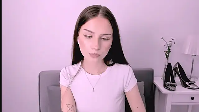 EmilyDarling online show from 04.30.26