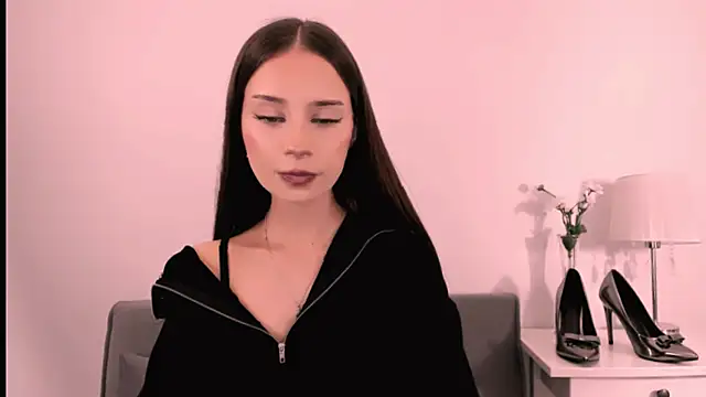 EmilyDarling online show from 05.11.26