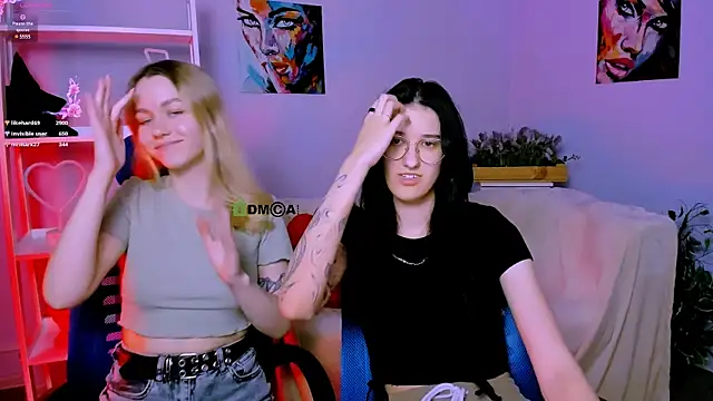 Snapshot of scarlet_mooore chatting on 03.01.25 scarlet mooore online show from 03.01.25