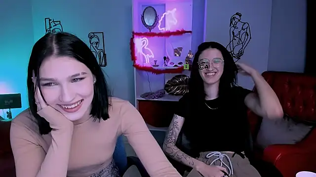 scarlet mooore online show from 03.03.25