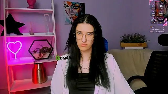 Snapshot of scarlet_mooore chatting on 03.10.25 scarlet mooore online show from 03.10.25