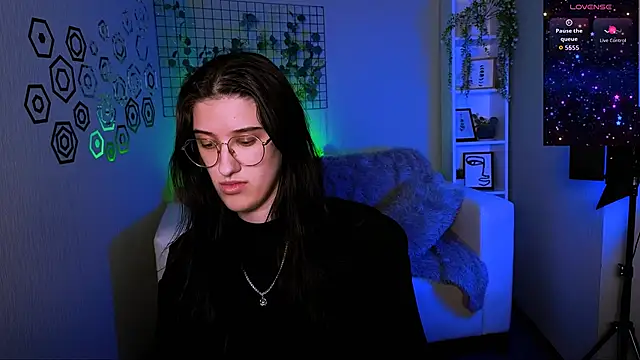 Snapshot of scarlet_mooore chatting on 10.19.25 scarlet mooore online show from 10.19.25