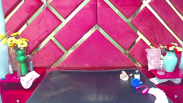 Snapshot of Sweet_Annyy chatting on 03.12.25 Sweet Annyy online show from 03.12.25