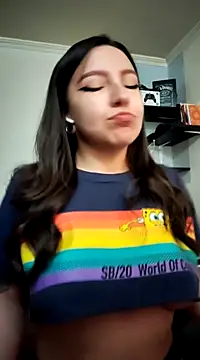 Snapshot of Paudelatorre chatting on 02.14.25 Paudelatorre online show from 02.14.25