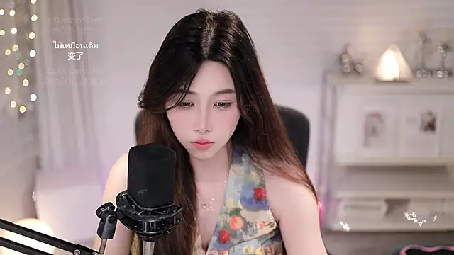 Snapshot of SleepArtist chatting on 07.27.26 SleepArtist online show from 07.27.26