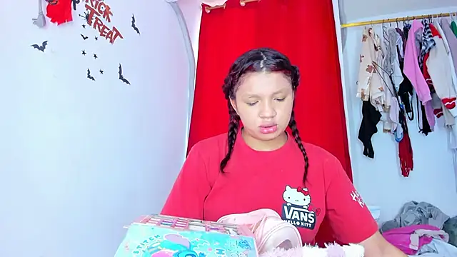 Emily Coper18 online show from 10.26.25