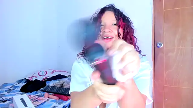 Emily Coper18 online show from 06.06.26