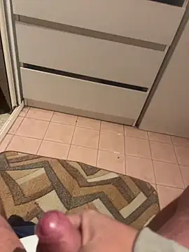 Snapshot of Angeloggaa chatting on 12.19.24 Angeloggaa online show from 12.19.24