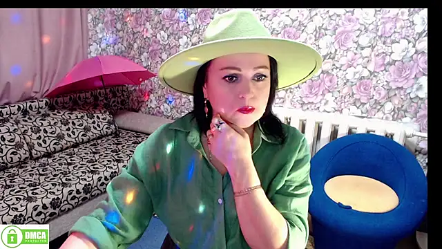 Snapshot of Julia-ru chatting on 01.22.25 Julia-ru online show from 01.22.25