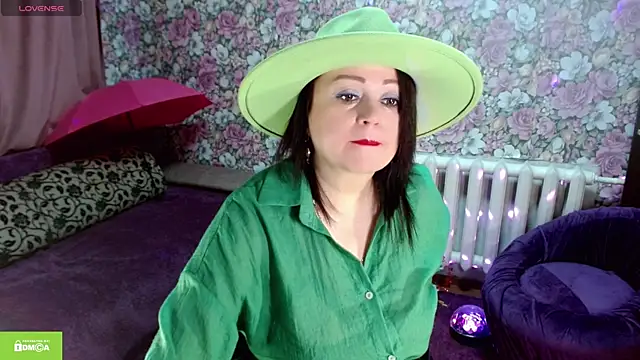 Snapshot of Julia-ru chatting on 12.04.25 Julia-ru online show from 12.04.25