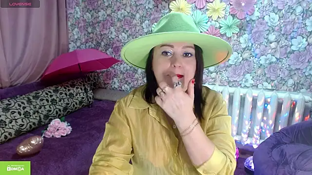 Snapshot of Julia-ru chatting on 02.13.26 Julia-ru online show from 02.13.26