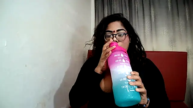 Indian Lola00 online show from 02.06.25