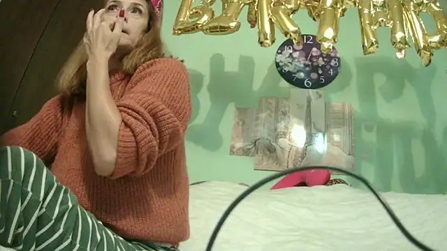 Snapshot of SexyGioconda chatting on 09.30.25 SexyGioconda online show from 09.30.25