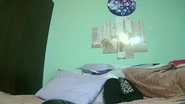 Snapshot of SexyGioconda chatting on 10.23.25 SexyGioconda online show from 10.23.25