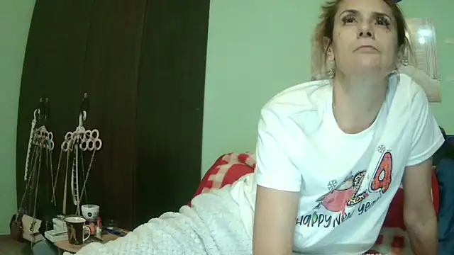 SexyGioconda online show from 12.17.25