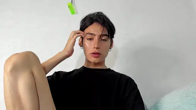 sebas rose online show from 12.04.24