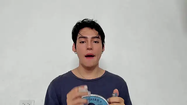 sebas rose online show from 12.12.24