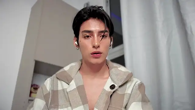 sebas rose online show from 12.20.24