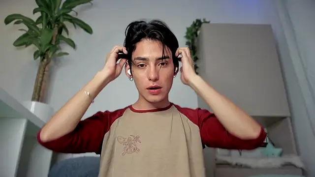 sebas rose online show from 01.05.25