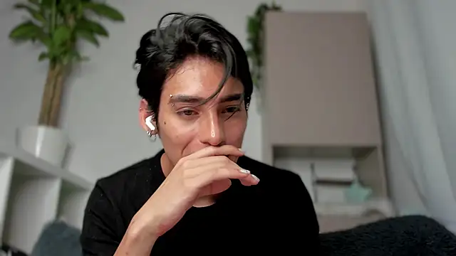 sebas rose online show from 01.11.25