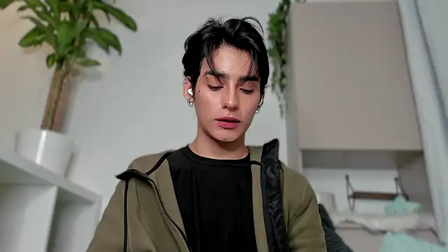 sebas rose online show from 01.26.25