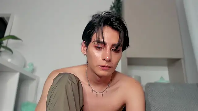 sebas rose online show from 02.22.25