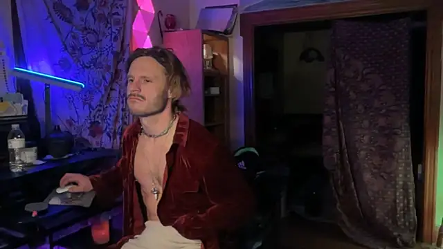 Snapshot of CowboyZuhly chatting on 01.15.26 CowboyZuhly online show from 01.15.26