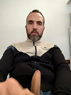 leon3875 online show from 10.09.25