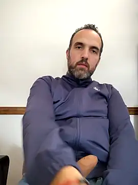 leon3875 online show from 11.06.25