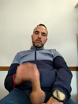 leon3875 online show from 11.19.25